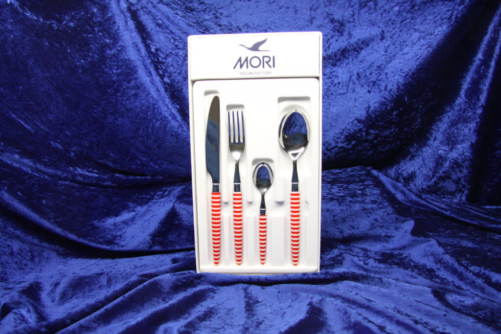 Red Mori Photo Stripes